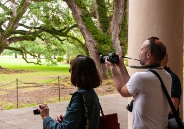 _dsc7897 a group of people in a park